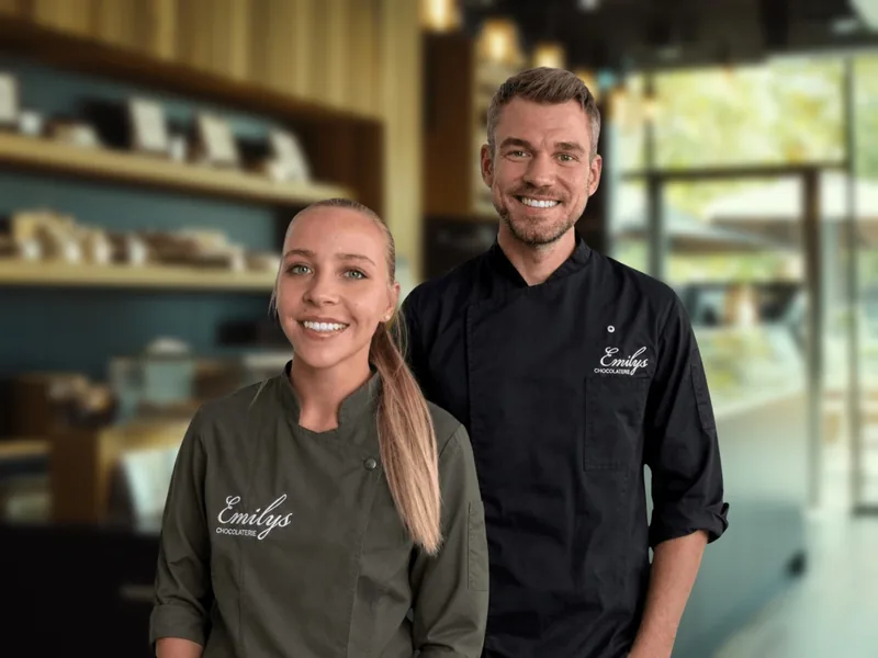 Emily Gorden und David Winkler im Laden